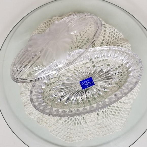 Mikasa Studio Nova Oval Frosted‎ Iris Cyrstal Lid Trinket Dish Candy Trea… - Picture 12 of 12
